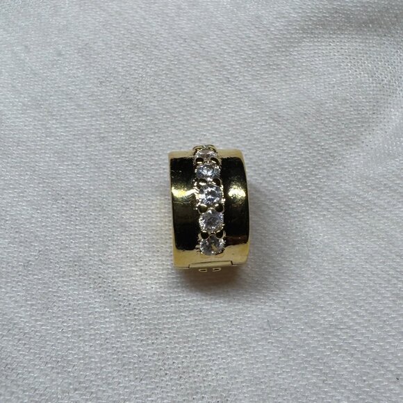Pandora Clear Sparkling Row Clip Charm - Picture 1 of 4